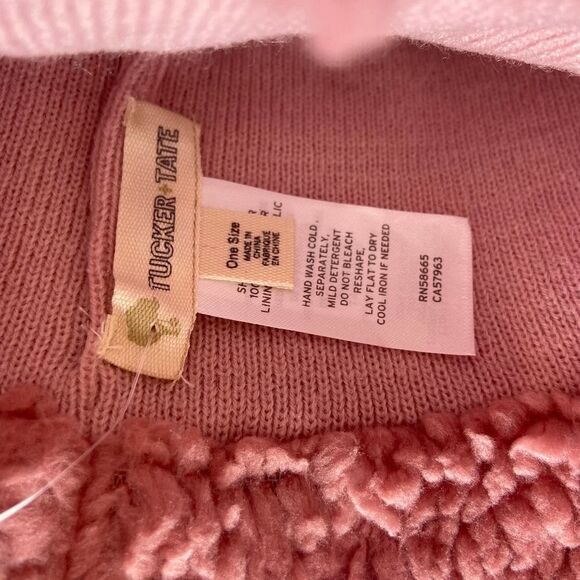 Tucker and Tate Pink Foxglove Sherpa Beanie Winter Hat New - Picture 3 of 4
